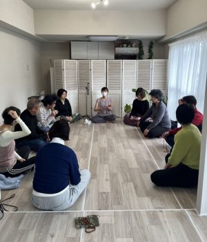 太陽礼拝108回＋シャットカルマ＋ジャパ瞑想＋インドランチを作って食べるヨガイベント